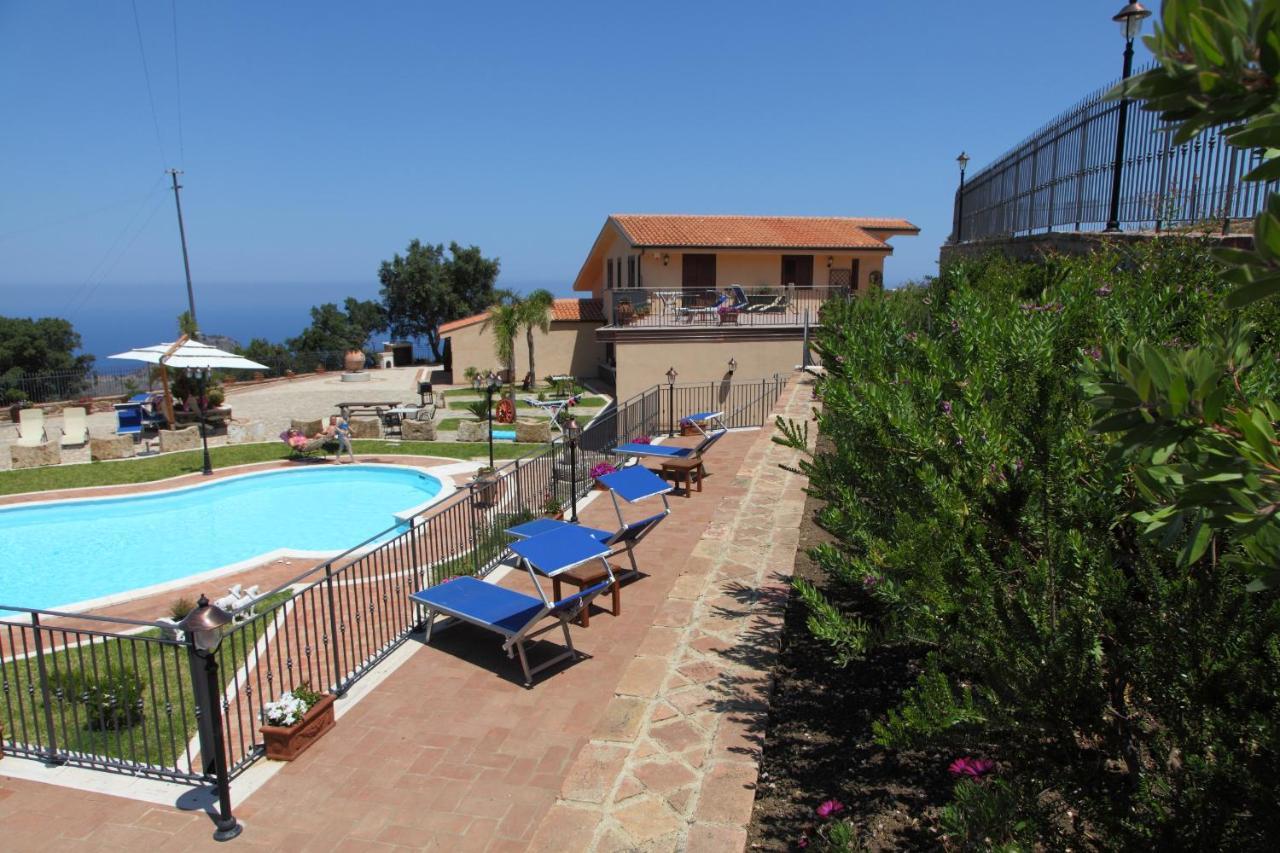 Sikelios Apartments Cefalù Kültér fotó